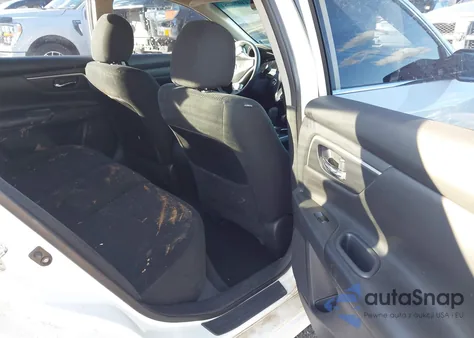 2015 Nissan Altima 2.5/2.5 S/2.5 Sl/2.5 Sv z USA, uszkodzony, nr VIN 1N4AL3AP3FC278025